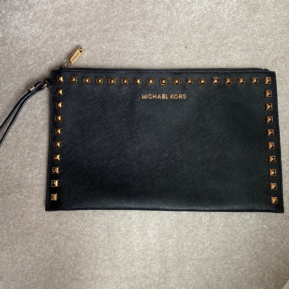 Michael kors studded envelope clutch wristlet